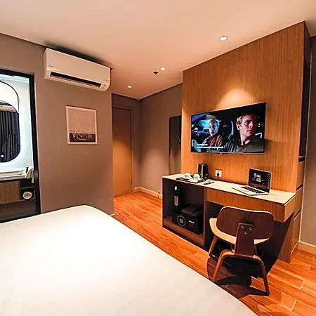 Moonstar Cebu Hotel