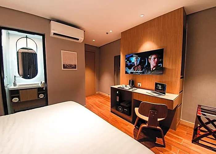 Moonstar 4* Cebu